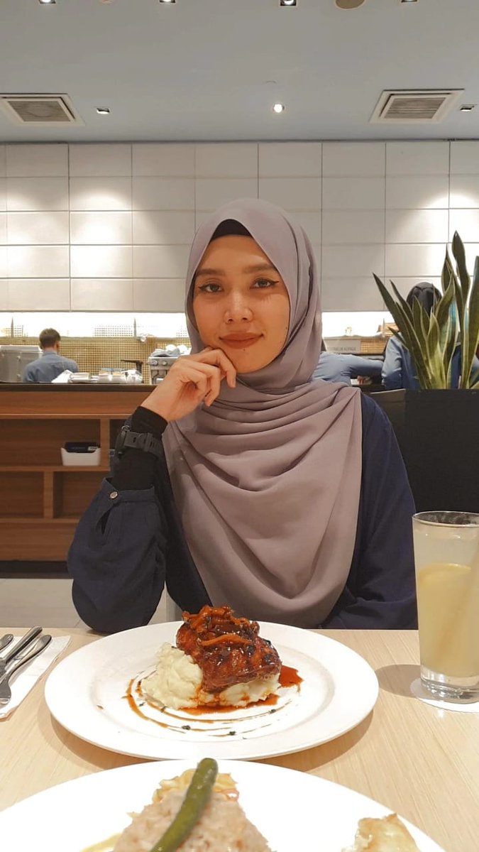 areeqahmad's tweet photo. Hi @TwtJodohMY I'm helping out my sister to find her other half.

As her little bro, I can say that my sister is a beautiful person inside and out and deserves a partner as great as she is. She's ready to settle down.

Please do give RT!

Her details and criteria as follows: https://t.co/QKW3DRkT6m