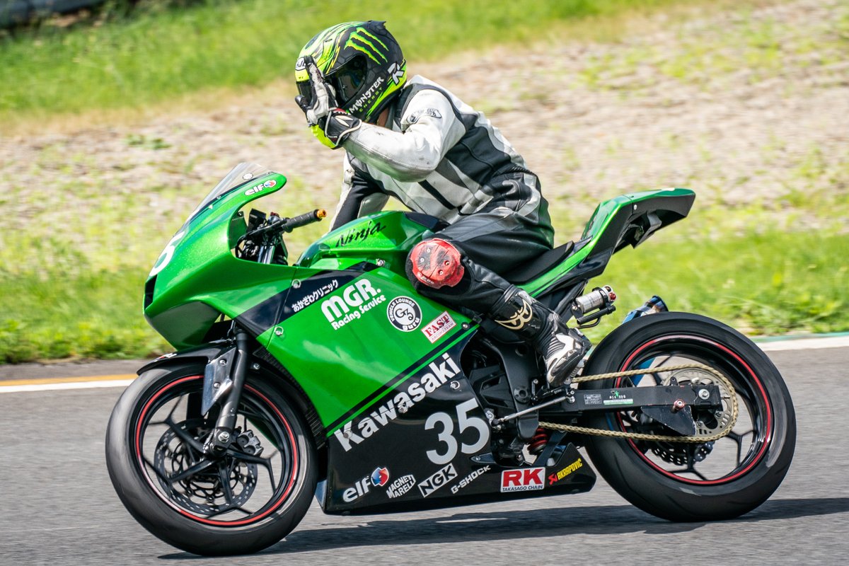 kumaphoto1's tweet photo. #もてぎロードレース 第三戦
#モビリティリゾートもてぎ
#ST250T
#35 https://t.co/3pFJEmaHAh