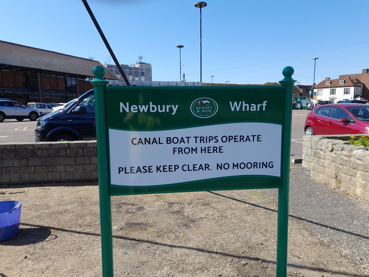 We were commissioned to install a new sign for Kennet &amp; Avon Canal trust at Newbury Wharf, illustrating the History of the Canal in Newbury
#westberks #westberkscouncil #NEWBURY