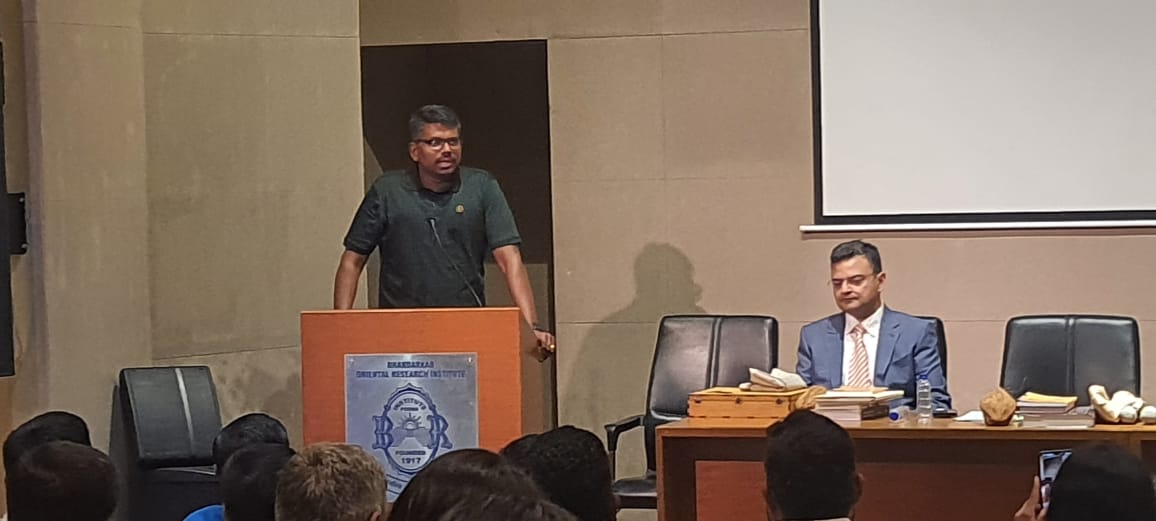 jsaideepak's tweet photo. A short while ago,I had a fantastic tour of @BhandarkarI along with @ARanganathan72. Thanks to Shri Pradeep Rawat,former MP,&amp; Smt. @ShefVaidya for the kind invitation on behalf of Vivek Vichar Manch.Thanks also to Shri @aparanjape for the guided tour of this hallowed institution. https://t.co/UzYDympHmH