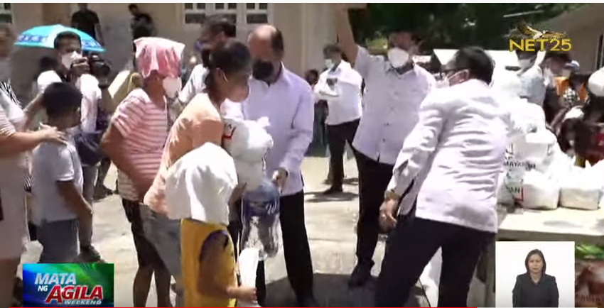 NET25TV's tweet photo. Iglesia Ni Cristo, patuloy ang pagsasagawa ng paglingap sa mga biktima ng lindol sa Abra. I via @earlobringas #NET25MatatagMatapangMatapat https://t.co/oiDJmSC4PF