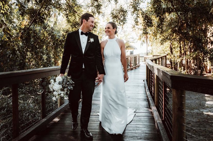 limuzinaxd's tweet photo. Ash Barty officially a wife π₯°π₯Ί https://t.co/XxLYxceTA2