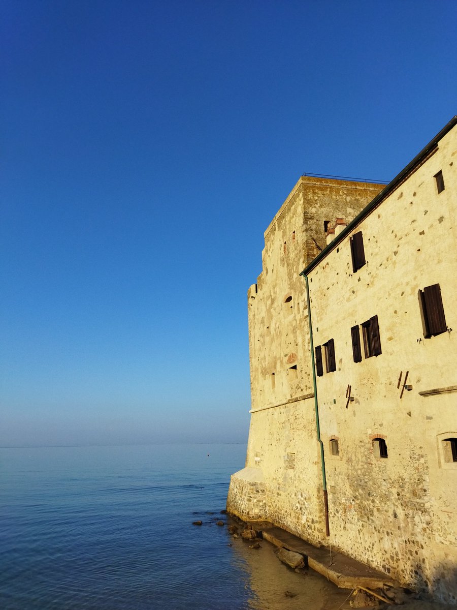 GabrieleGalilea's tweet photo. E anche questo mese si è chiuso....
7 mesi
750 km
Passo #solitamerda
A #torremozza il mare sudava insieme a me🥵🥵🥵: umidità pazzesca anche alle 6:30..
Never give up 🏃💪 https://t.co/GXYpTz5w1M