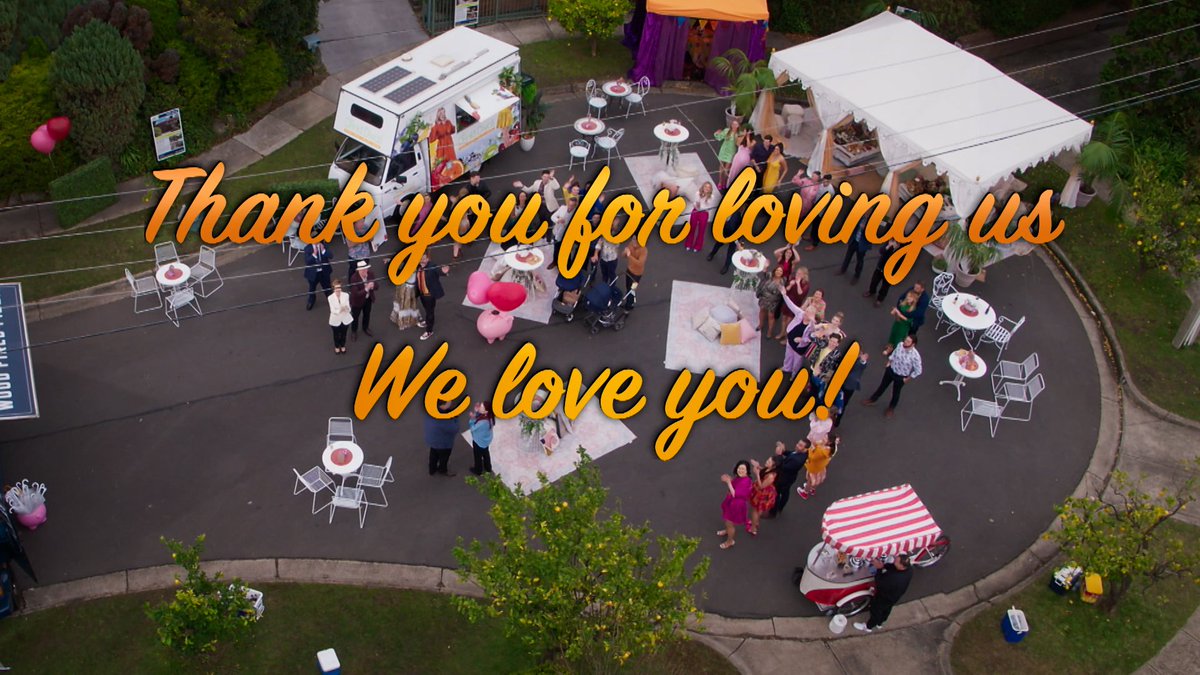crystaltiddles1's tweet photo. Wow I'm a mess, I have had @neighbours in my living room since I was so small, I can't believe that's the end. The end was the perfect blend and they have all become great friends that will be missed near and far.😭 #NeighboursFinale #BringBackNeighbours https://t.co/MiVr0f1Gxs