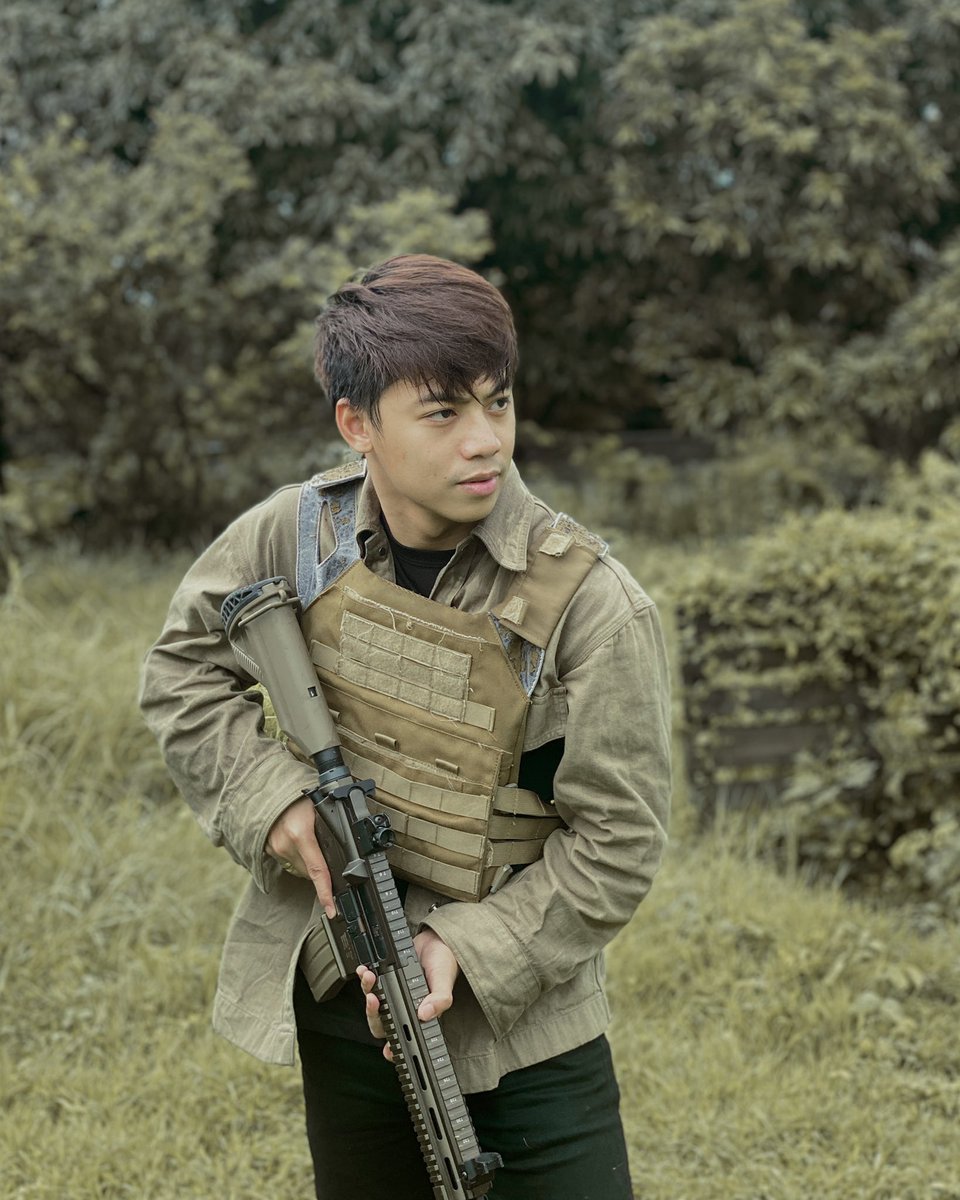 BenedixRamos's tweet photo. Kanino ka lang? Sagot! 🔫 https://t.co/fWnnRDdDTz