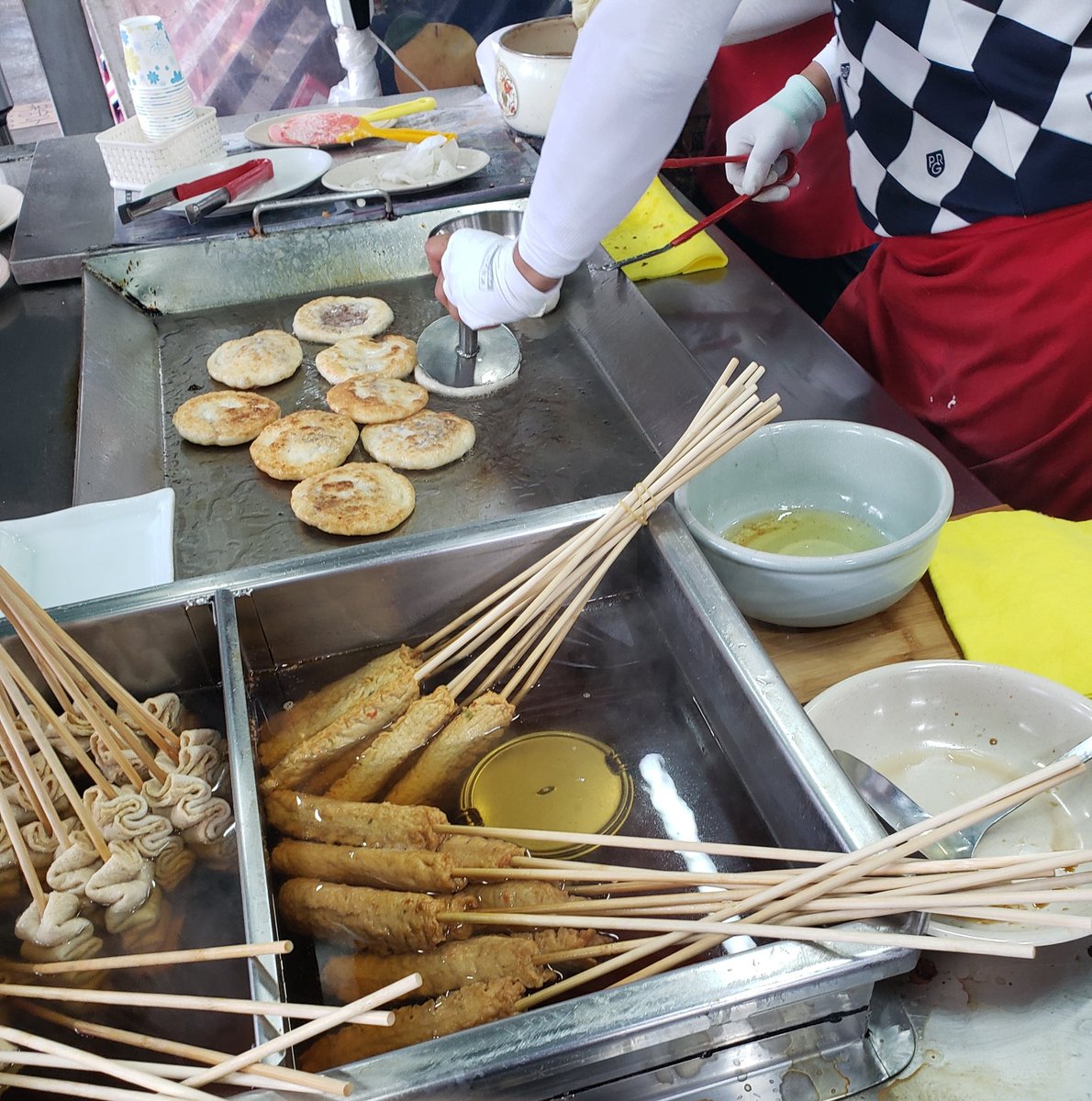 We out here getting yelled at in the street food line. 😆 #korea #streetfood #yum