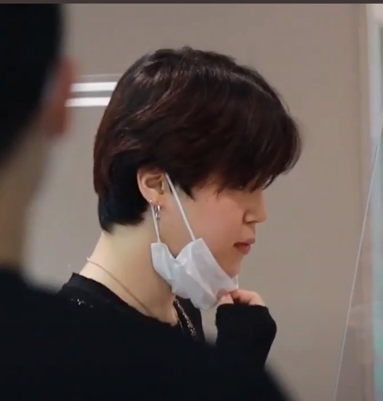 He’s such a precious soul, my baby🥺 our jiminie going to Chicago just to support hobi in Hobipalooza, my God please keep my boy safe and happy at all cost🥺♥️
P.s he’s looking so fluffy wants to cuddle him😭
JIMIN GOING TO CHICAGO
JIMIN JIMIN
PJM1 IS COMING