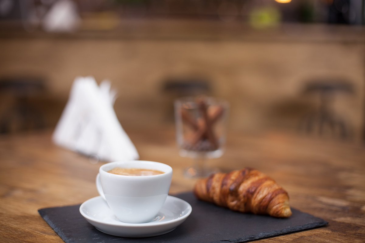 coffeetalks30's tweet photo. في #اليوم_العالمي_للصداقه 🫶

منهو صويحبك اللي يشاركك #قهيوة في كل الأوقات 😃

اعمل له منشن للوعد باكر 👋 https://t.co/q2cFWKKzKV
