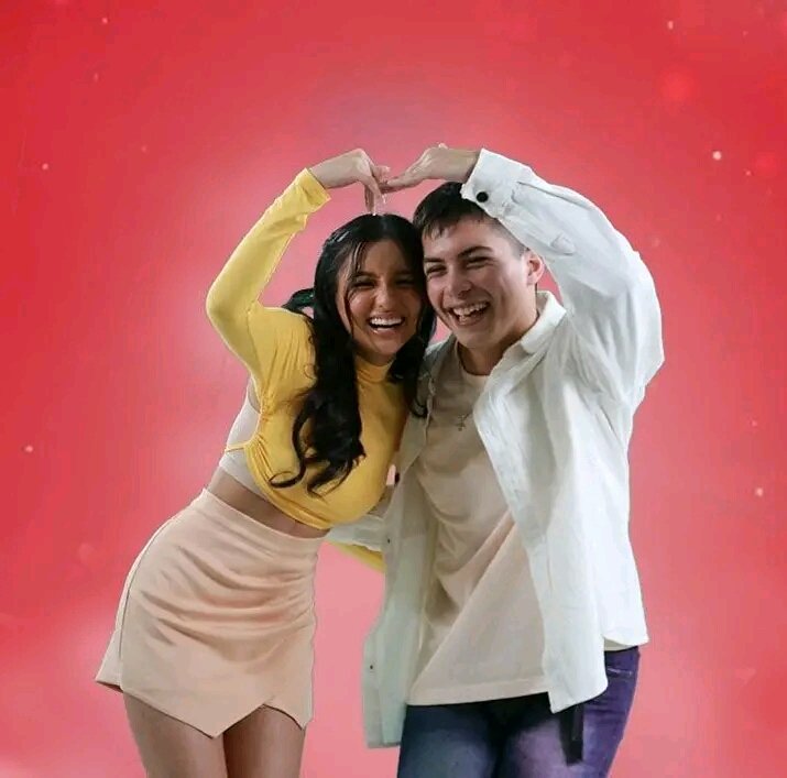 forshayneonly's tweet photo. iloveyou @SavaShayne @abdul_raman23 

ABDAYNE SparksAtGMAGalaNight https://t.co/vpuj9sHB0A