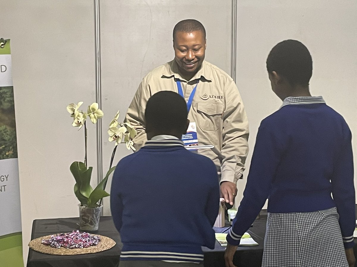 We @dsigovza <a href="/GovernmentZA/">South African Government</a> care about South Africa’s youth’s science education, which is the idea behind National Science Week whose launch is underway here <a href="/MUTcampus/">Mangosuthu University of Technology (MUT)</a> implemented by <a href="/NRF_SAASTA/">SAASTA</a> <a href="/CSIR/">CSIR 🇿🇦</a> <a href="/SANSA7/">SANSA</a> <a href="/NRF_News/">National Research Foundation of South Africa</a> <a href="/HSRCza/">HSRC.ac.za</a> <a href="/HigherEduGovZA/">HigherEducationZA</a> <a href="/kzngov/">KZN Provincial Gov</a> <a href="/NMBSTC/">Nelson Mandela Bay Science and Technology Centre</a> #NSW2022