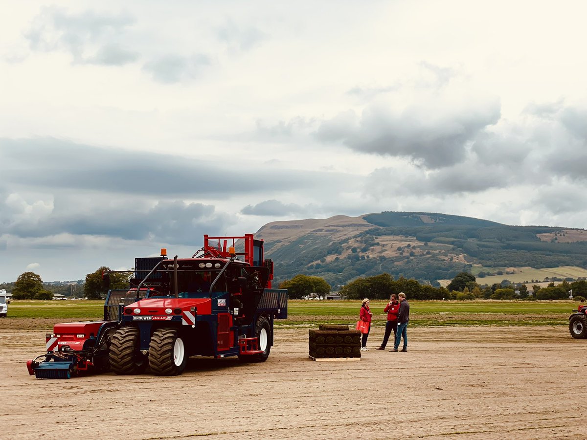 COMPOEXPERTTurf's tweet photo. Great day at the @TGATurfandWater show @TurffitLtd in Kinross. It was good to catch up with turf growers from around the UK and Europe #expertsforgrowth #Turf https://t.co/NYq2XoFSMR