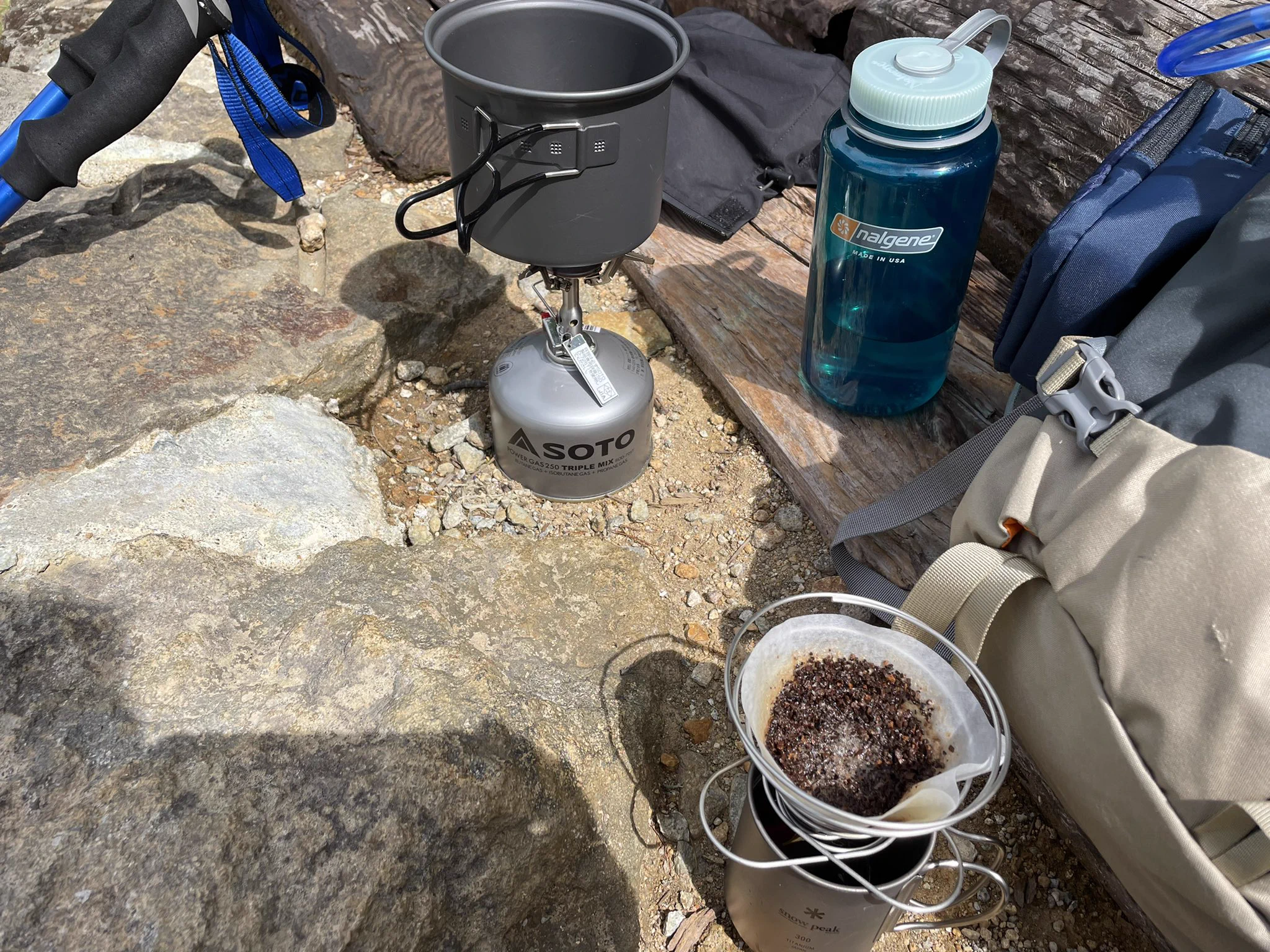 マッチングで出会った女性の趣味は登山。登山用具を一式揃えたのに、ブロックされた。