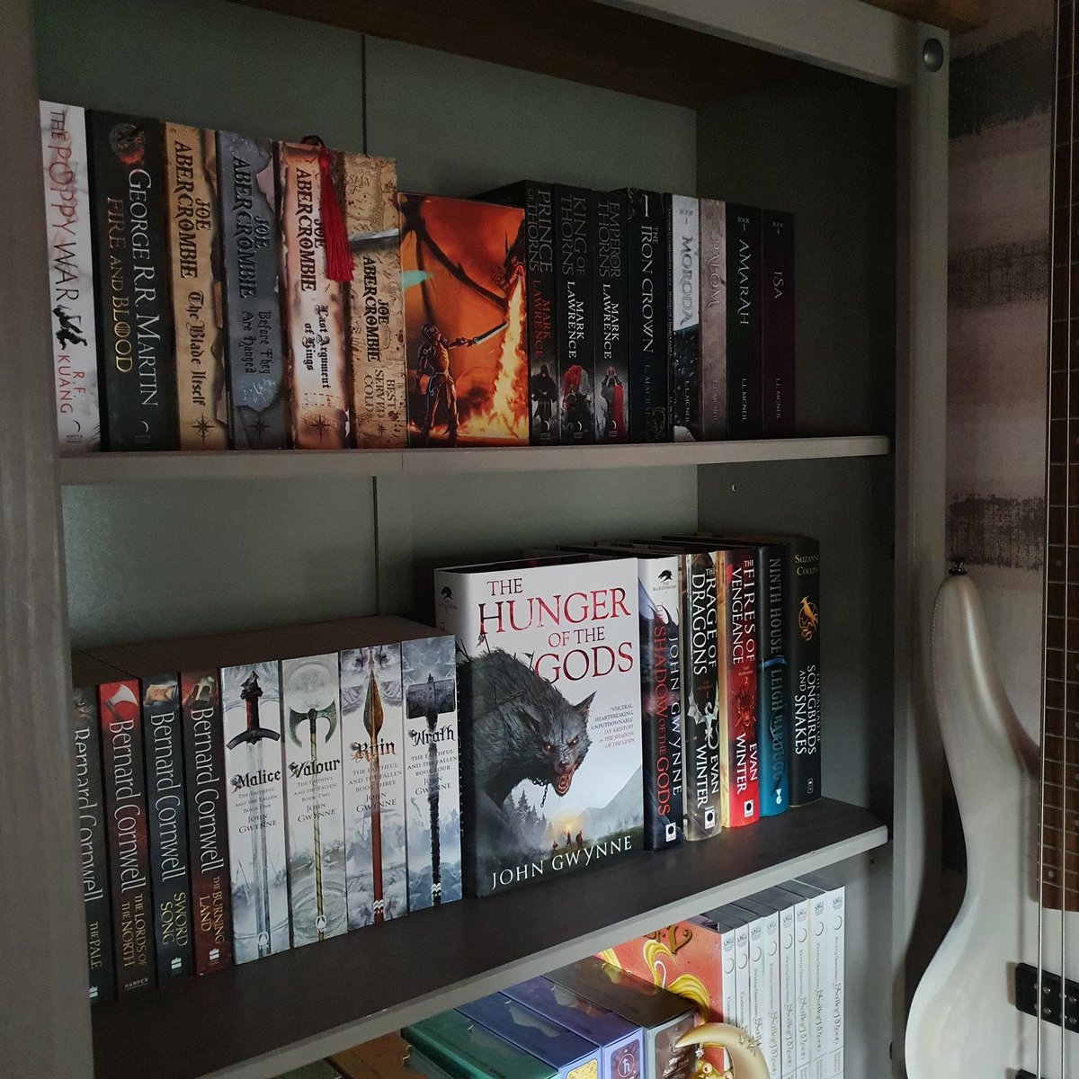 Love my new bookcase 📚🥰