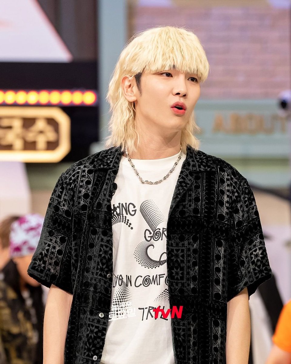 allforkeyth's tweet photo. #Key2day 2022.07.30 ออกอากาศรายการ Amazing Saturday คีย์บอมรับหน้าที่เอ็มซี เวลา07.40PM(เกาหลี) ทางช่อง tvN
#샤이니 #키 #기범 #SHINee #Key
#Kibum https://t.co/Zo8QA3Xuml