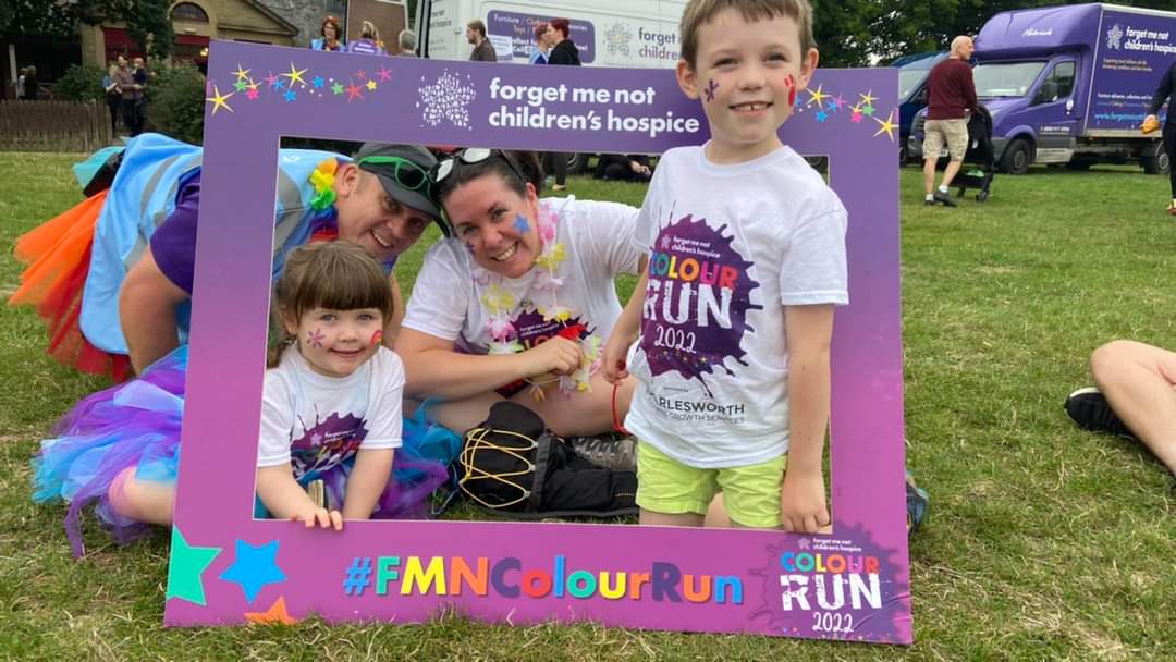 rachaelepierce's tweet photo. Brilliant event thanks to the incredible team at Forget Me Not! #FMNColourRun https://t.co/xFT3iw2YAl