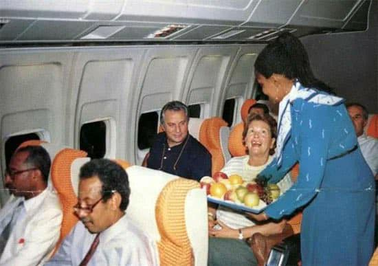 IlaganD's tweet photo. Somali airlines todobaatanaadkii iyo sideetamaadkii https://t.co/CUc19cF4Rx