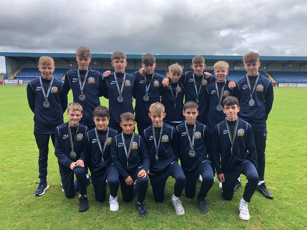 Glenavon_FC's tweet image. Gary invited the Academy 08’s to parade round the pitch at half-time today. 

The 08’s were the runners up in the SuperCupNI Youth section this week. 

We’re all proud of their amazing achievement, well done boys💙💪🏼