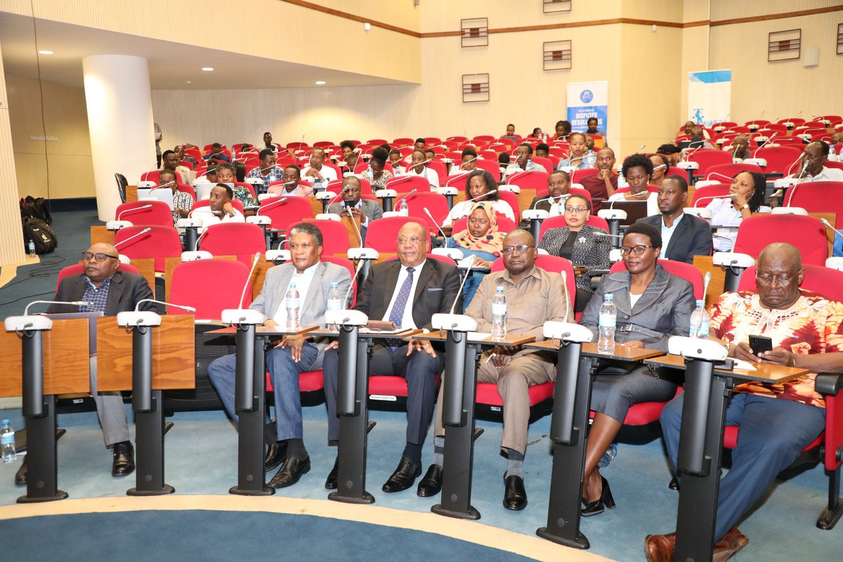 Naibu Waziri wa Katiba na Sheria Geofrey Pinda Ameipongeza TLS kwa Kuandaa Kongamano la Kujadili Mafanikio na Changamoto za Kidemokrasia, Utawala wa Sheria na Ushiriki wa Umma Lenye Tija kwa Ustawi wa Jamii Ikiwa ni Miaka 30 Tangu Demokrasia ya Vyama Vingi vya Siasa Nchini.