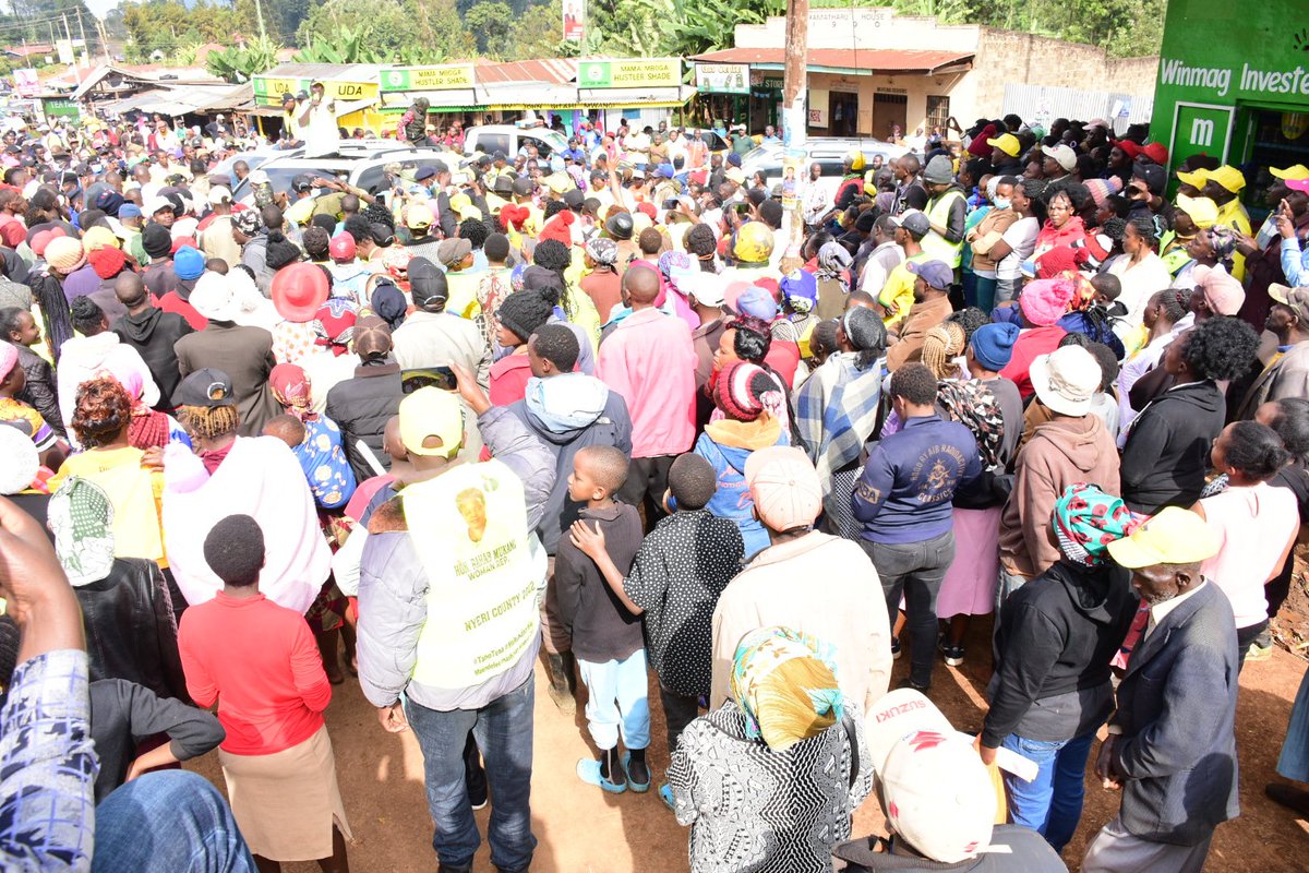 GovernorKahiga's tweet photo. Asante sana wakaaji wa NdΓ»nyΓ», Mahiga Ward, Othaya.
Ground imeamua Kabisa!
#kabamwalimu
#The5th
#kabakahiga
#wiranimurΓΊte
#MpangoNiBottomUp https://t.co/rPFpp60K8a