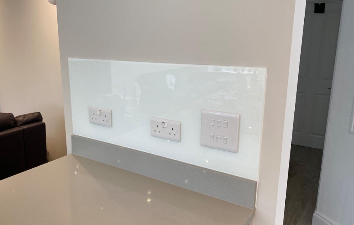 Allder Glass & Locks tweet media