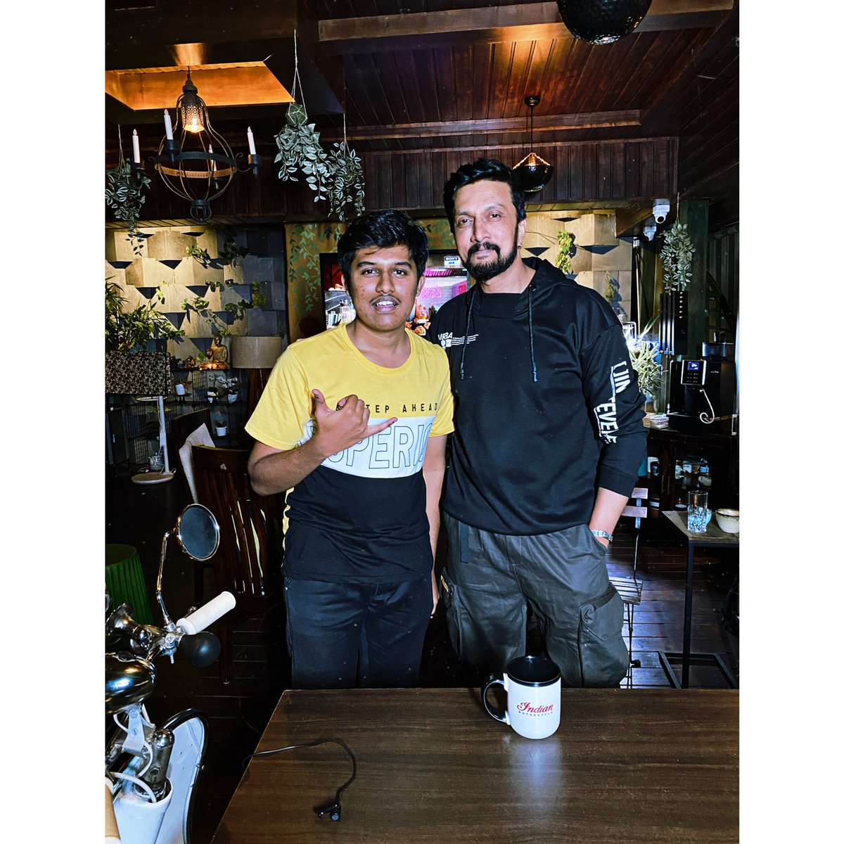 Last week with Sudeep sir <a href="/KicchaSudeep/">Kichcha Sudeepa</a> #VikranthRona #kichaa #Kannada #vikrantrona