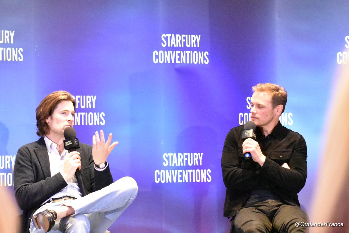 OutlanderFrance's tweet photo. One month since the #highlanders5 https://t.co/wvmHh9so9F