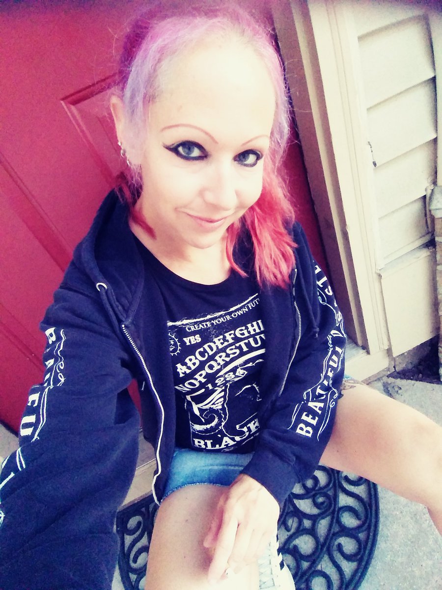 eviltrishablack's tweet photo. The weekend is here #TeamSexy! Celebrate it, celebrate you 💜 https://t.co/OzeG6NqACV