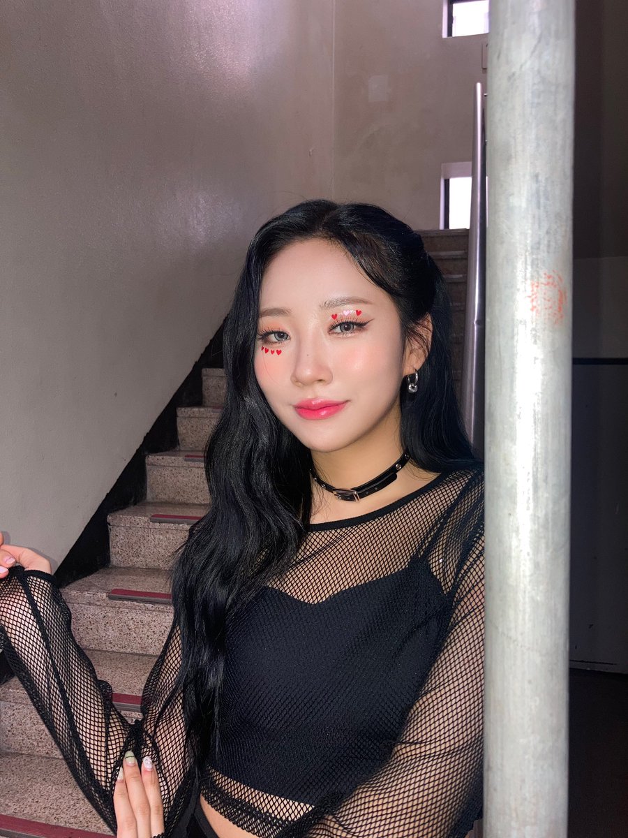 EGIRLDOSIE's tweet photo. hi plory! this is new account dedicated to #DOSIE #도시 of #PURPLEKISS #퍼플키스 ♡ please like/rt to spread and follow to support this acc, thank you! <3 https://t.co/q8uJV9Q5N5