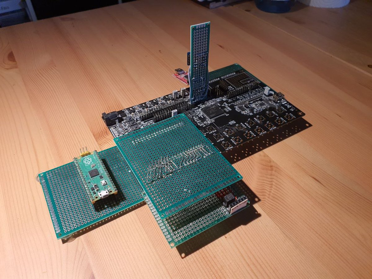 ikskuh's tweet photo. Progress on the #ashet #homecomputer:
Replacing #jumperwire with #perfboard #pcb​s really makes a difference. It's a lot more cleaned up now and i have space for expansion. Functionality should be equivalent to what i had earlier, but i didn't had time to test it yet. https://t.co/8zaXP7ohPP