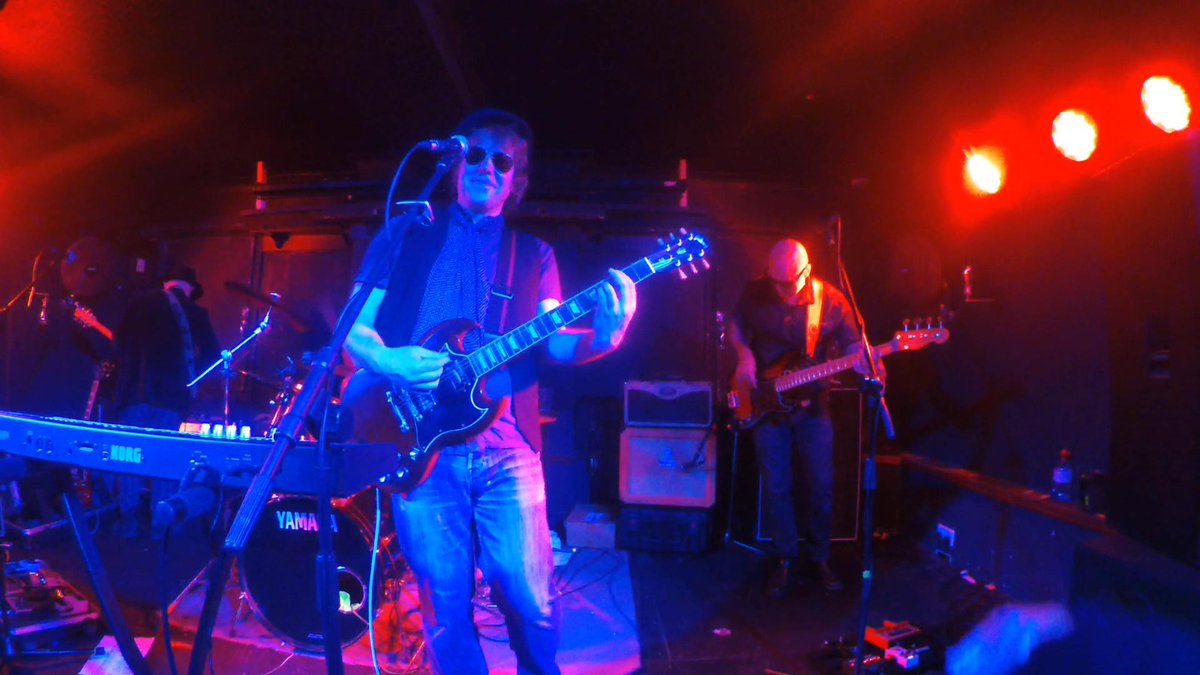 TomPettyUK's tweet photo. Thanks so much to everyone who came to see us The York Vaults aka Victoria Vaults Venue in York last night. We had a lovely time. Let's do it again soon! #tompetty #tribute #york #victoriavaults #yorkshire #pettyheartbreakers #theyorkvaults #vaults @TheYorkVaults https://t.co/XXv85UiE6k