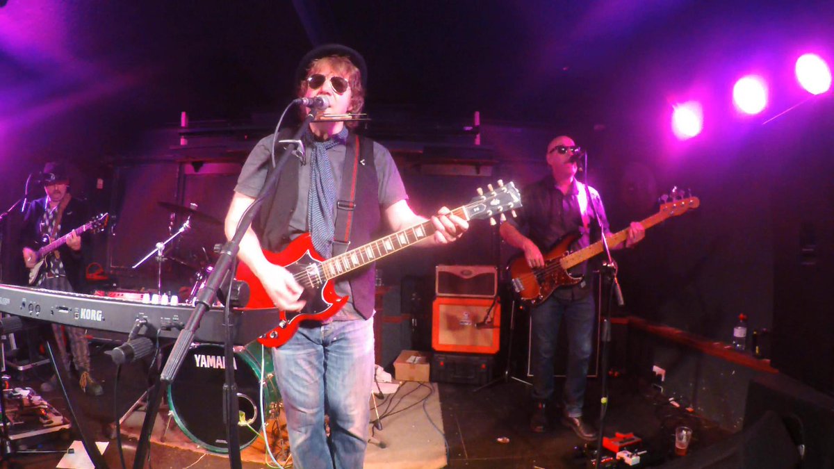 TomPettyUK's tweet photo. Thanks so much to everyone who came to see us The York Vaults aka Victoria Vaults Venue in York last night. We had a lovely time. Let's do it again soon! #tompetty #tribute #york #victoriavaults #yorkshire #pettyheartbreakers #theyorkvaults #vaults @TheYorkVaults https://t.co/XXv85UiE6k