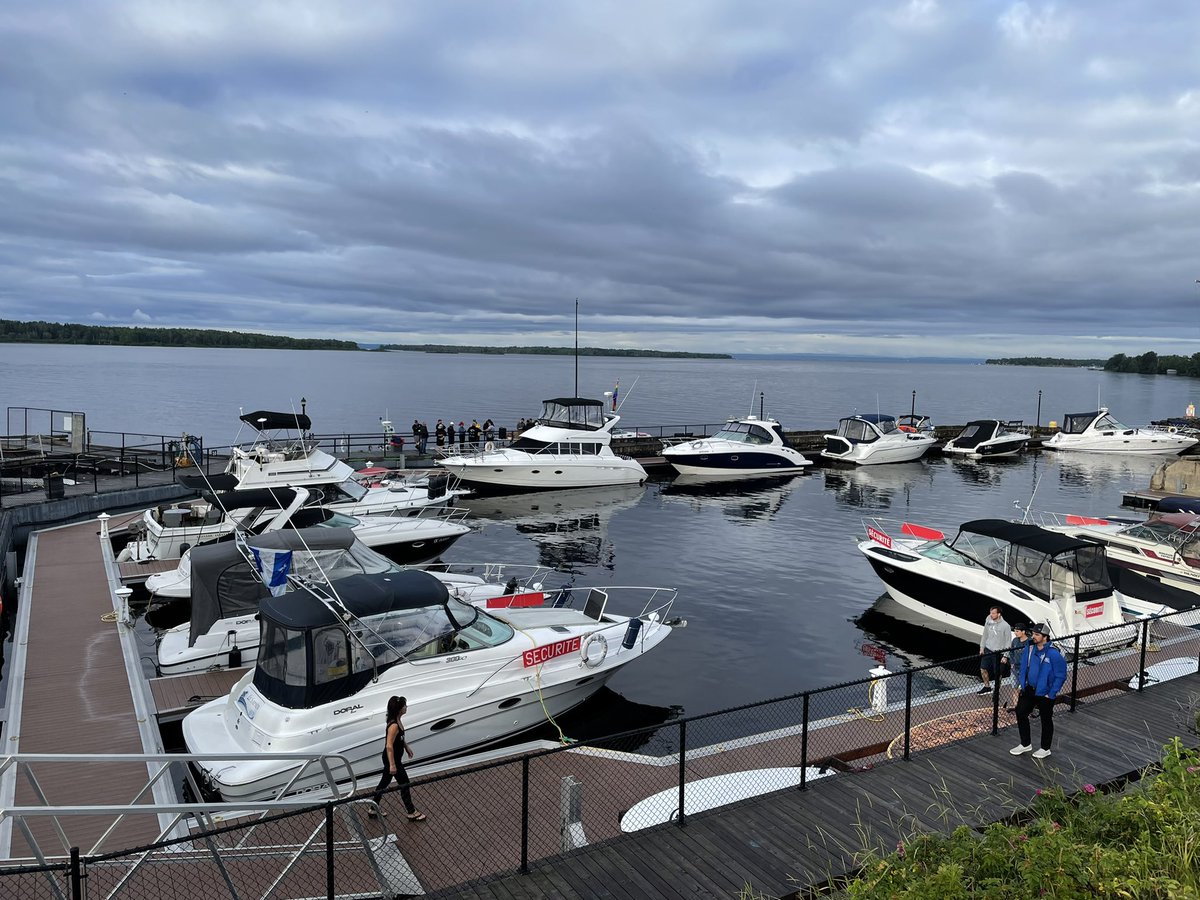 Départ de la 68e Traversée du lac St-Jean. Température officiel de l’eau 21,1C. #traversee