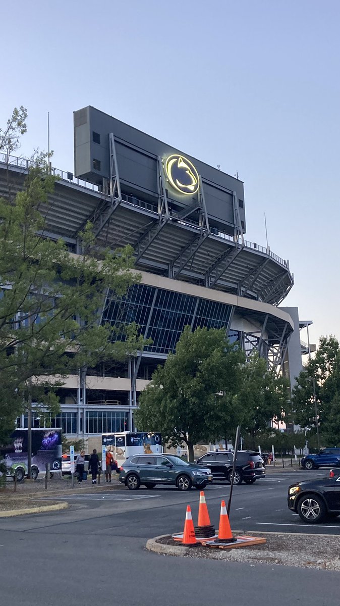 Great camp yesterday at <a href="/PennStateFball/">Penn State Football</a>. Thanks to <a href="/PPIRecruits/">PPIRECRUITS</a> <a href="/BCollierPPI/">Brandon Collier</a> <a href="/ElitePrestige2/">Brian Jahani</a> for making this possible.