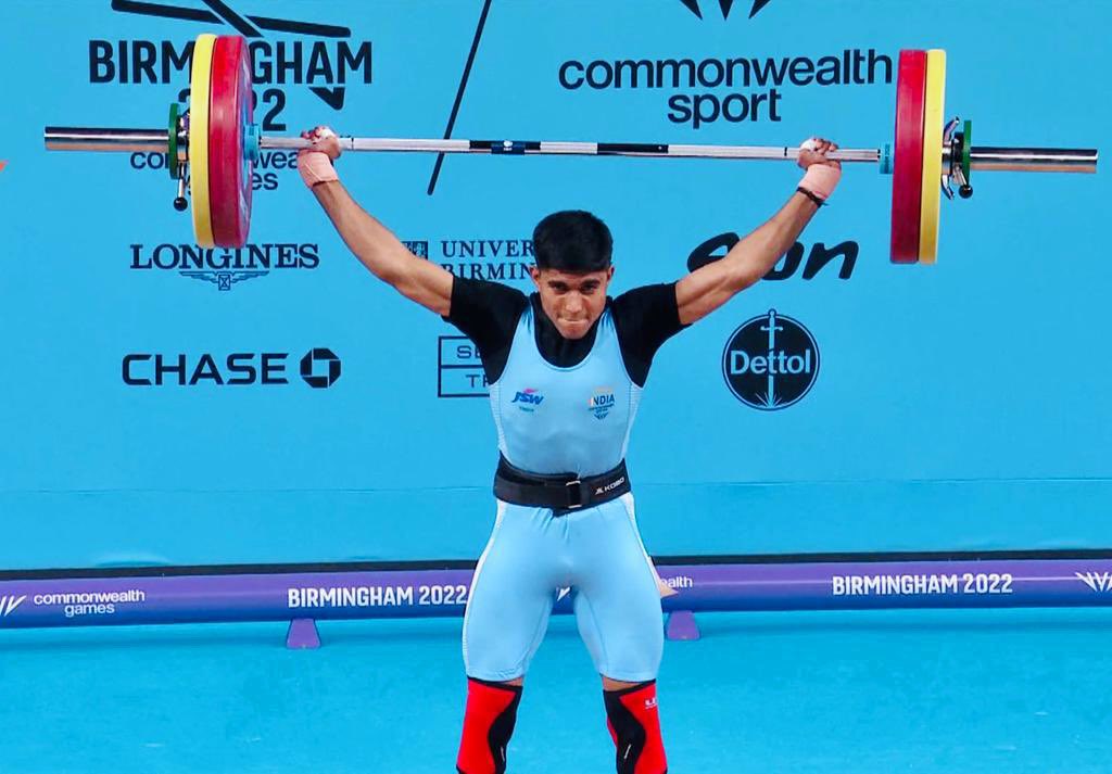 A proud moment for India! Heartiest congratulations to #SanketSargar for clinching the Silver medal at the CWG 2022. Yours is a story of inspiration for many young Indians. All the very best to Team India. Keep shining.