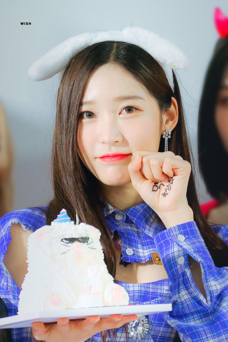 220702

#클라씨 #CLASSy #명형서
#MYUNGHYUNGSEO