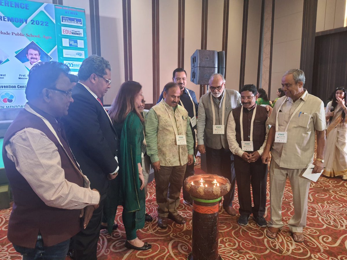 NISAedu's tweet photo. Green NISA Namaskar !

NISA School Green Conference 2022 at the Taj Hotel and Convention Center, Agra has begun !
@DrSushi41950146 @KBSfed @BharatM73466557 @Virendraahd1 @anirudhdcm 

#greenschool #greeninitiative #greennamaskar #greenagra #education #environment #ecofriendly https://t.co/3WmNIt0yf1