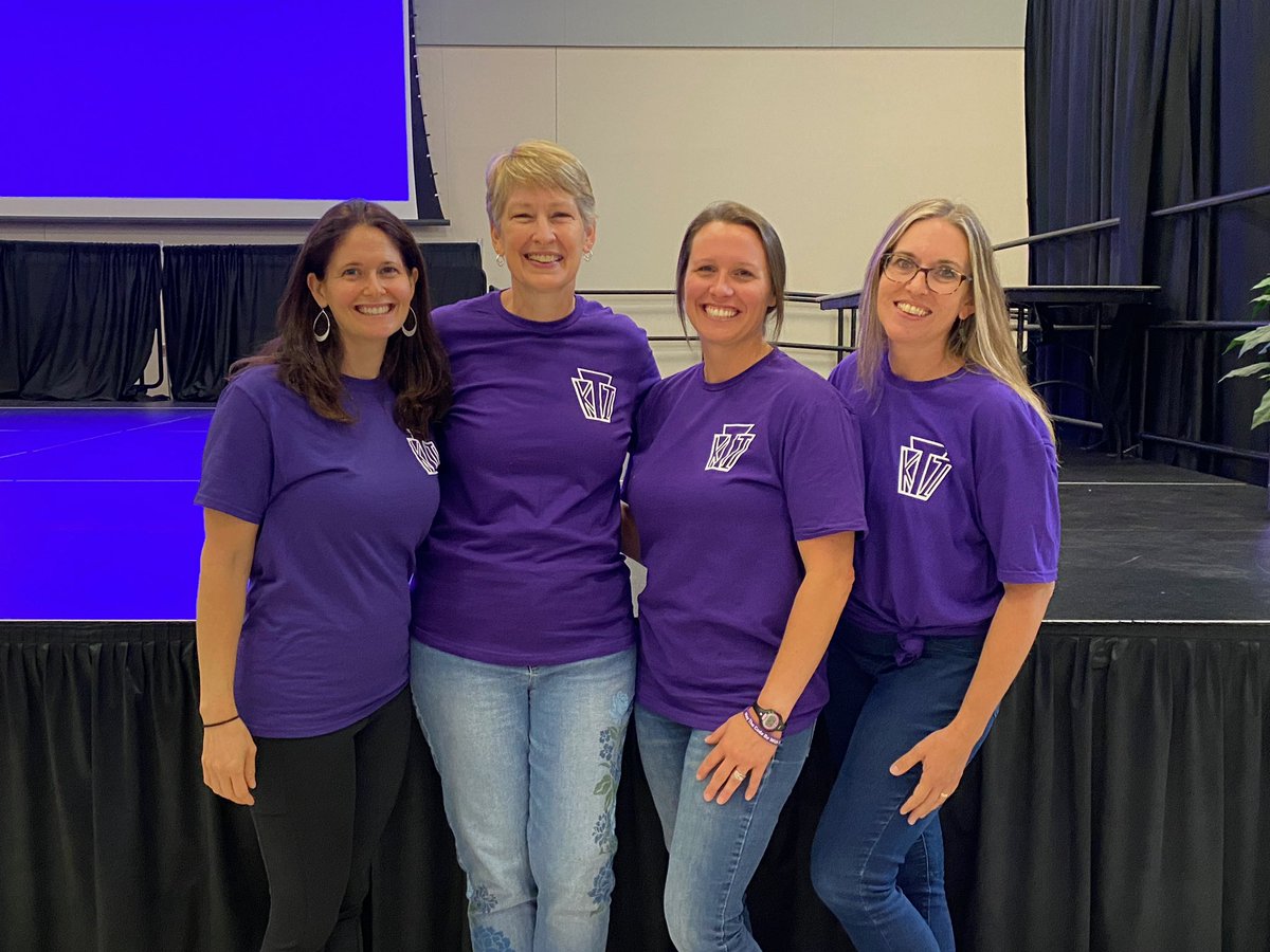 libsguide's tweet image. Your #scasd KTI Stars! 🤩✨🌟@gibbsITC @HelenQscasd @MissBizzPA and me! #ktisummit