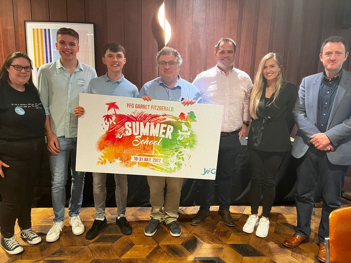 art_omahony's tweet photo. Such an enjoyable session on developing a Shared Island at #GFSS22 this afternoon.
Thanks so much to @StephenFarryMP, @cjhumanrights, @nealerichmond, @NIYF and @AllianceYouthNI for accepting our invite.
Let's keep these conversations going and build a more inclusive Ireland. https://t.co/y1MKNeIZA7