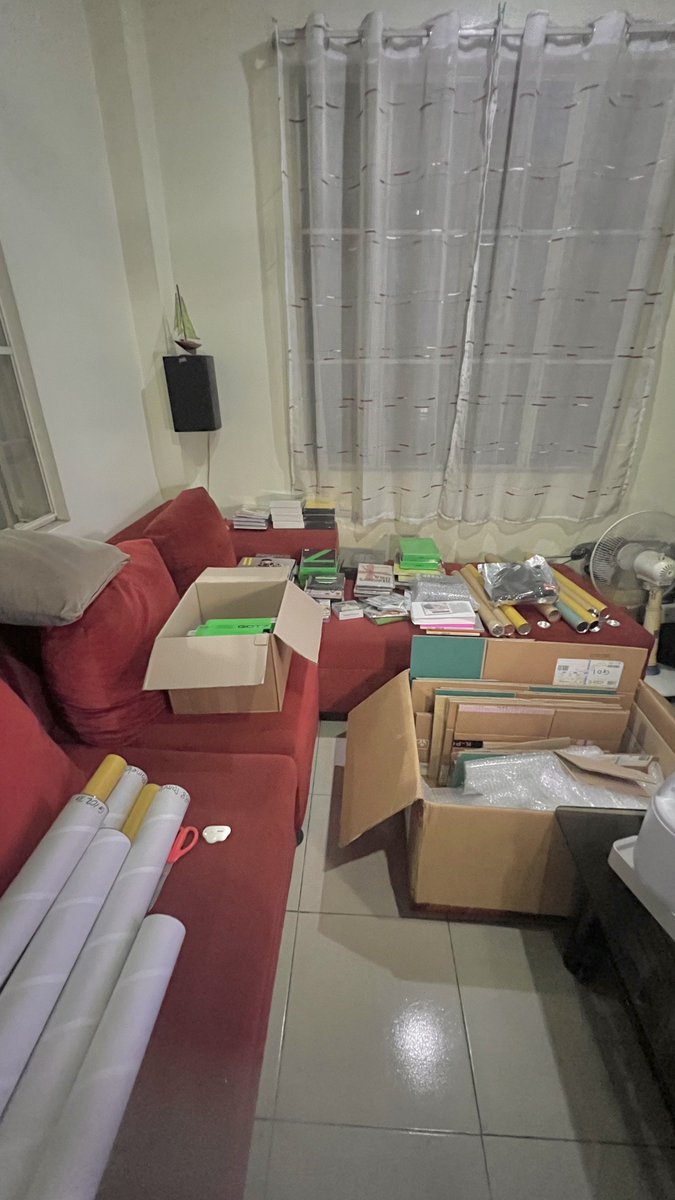 chingugem's tweet image. Last box arrived today!
Please give me time to sort and pack everything. 
Thank you so much 💗