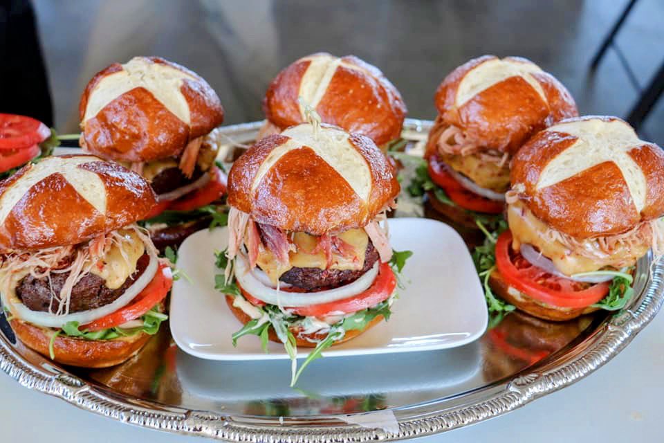 KirbyGsDiner's tweet photo. Throwback...2018. What a year! Started with these & end as #2018worldburgerchamp #stillamazing #BeKirbySmart https://t.co/USy8GGCvoK