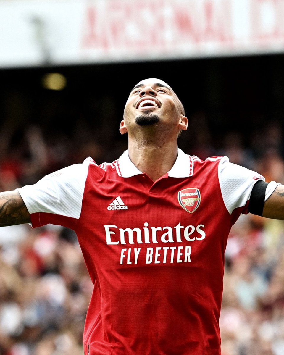 DAZN's tweet photo. Pre-season form 🔥

Arsenal have put FOUR goals past Sevilla in the first 20 minutes 😳 https://t.co/K91LR4shu1