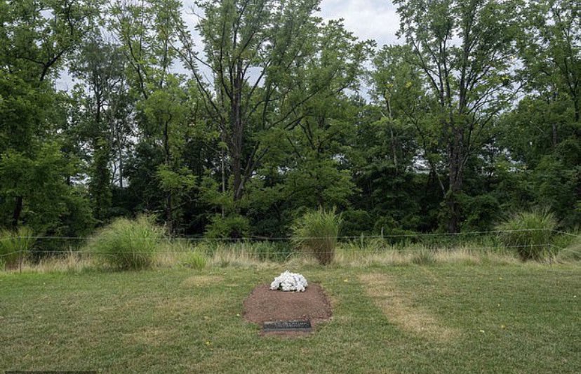 Trump Buried Ivana on His Bedminster Golf Course