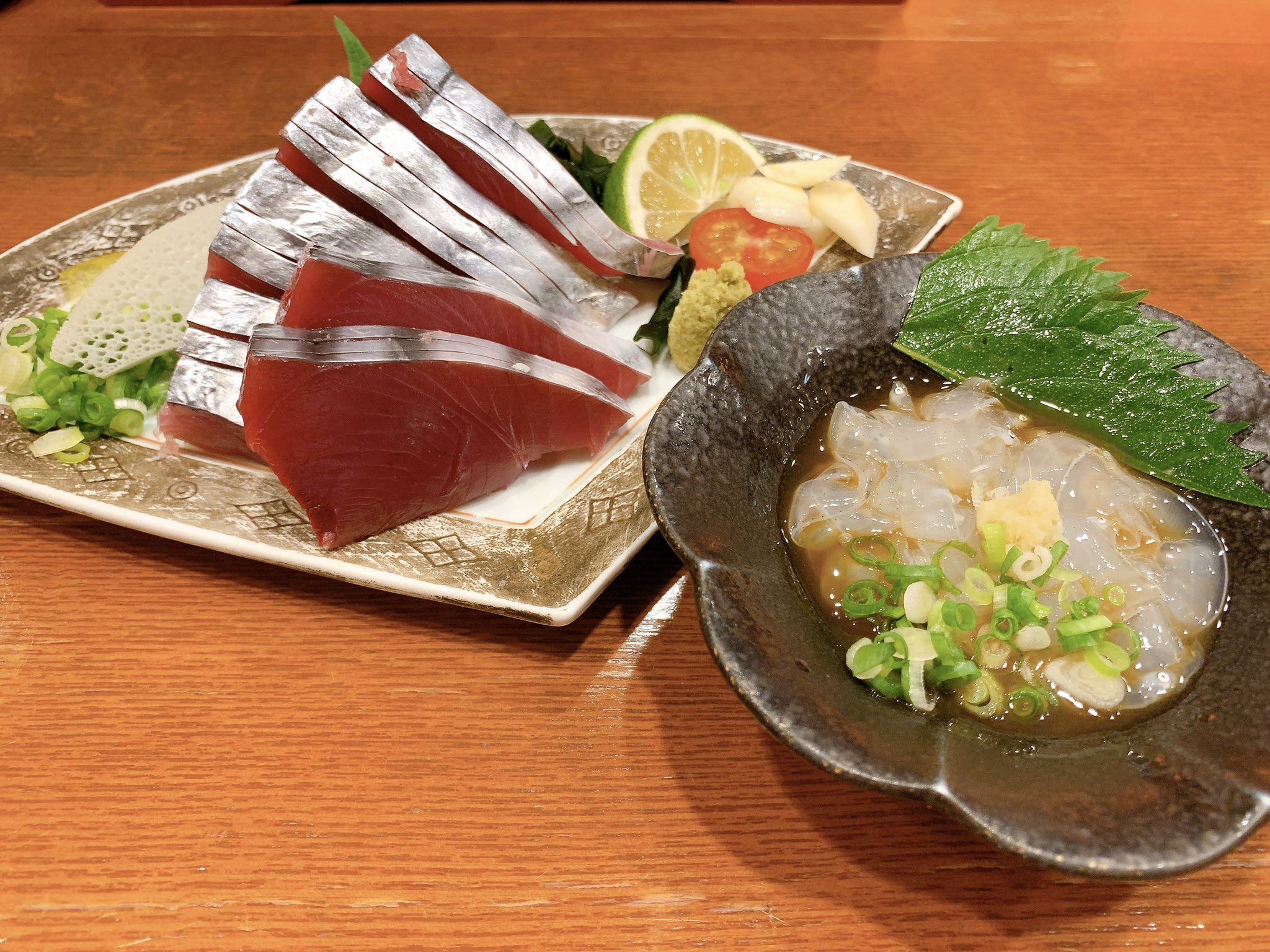 高柳知葉 帰り際にカツオのお刺身とのれそれを食べて最後に高知を味わえました のれそれ 初めて知ったんですがアナゴの稚魚で とっっっても美味しかったです お酒飲みたくなるやつでした T Co Cmrmj9mfmz Twitter