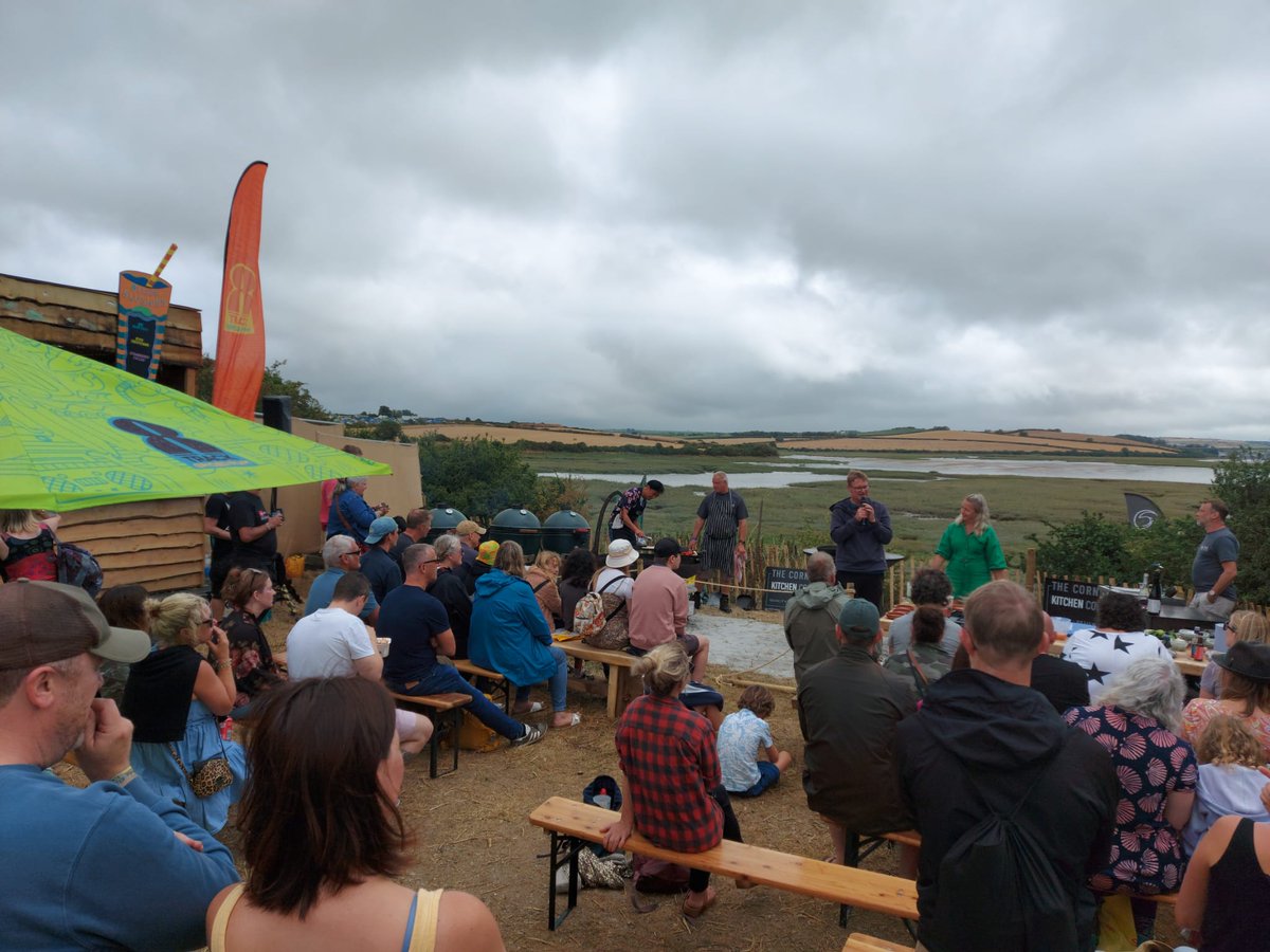 Great to see <a href="/JudeKereama/">jude kereama</a> from <a href="/KotaRestaurant/">Kota</a>  in Mussel Beach at <a href="/RockOysterFest/">Rock Oyster Festival</a> 🙌

@Ellywinowen from The Old Garage joined him providing wine pairings 🥂