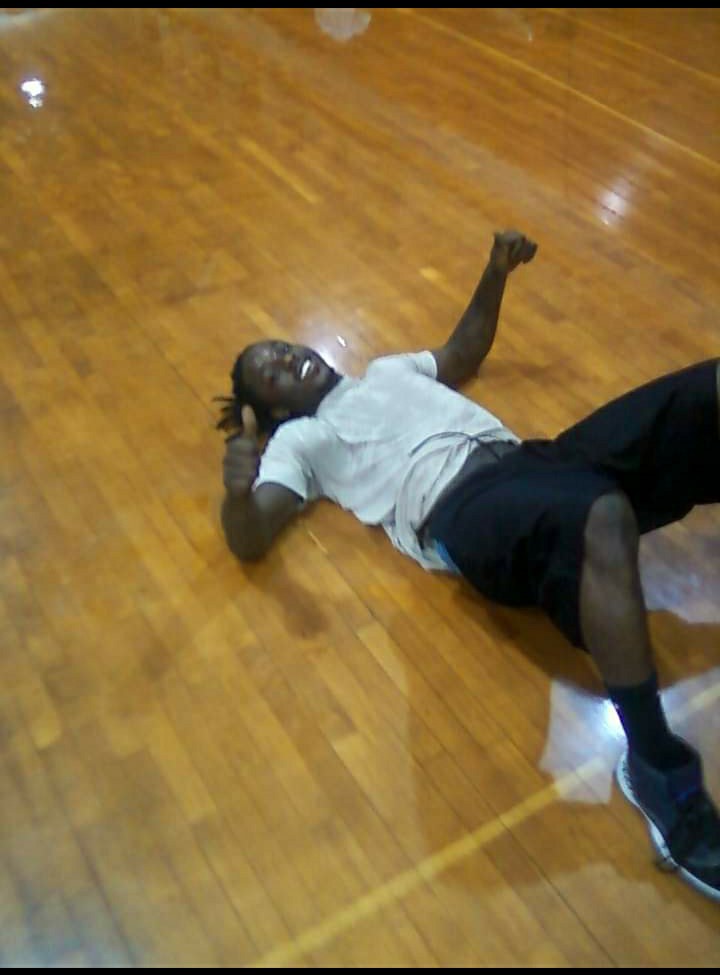 RealMLJOfficial's tweet image. It's been a week and it still fucking up my mind because it doesn't feel real. It hasn't been a year since you home and you was turning your life around with music and just became a father. I wouldn't have a music career if it wasn't for you bro 💙🕊
#LLBOOM 💙🕊