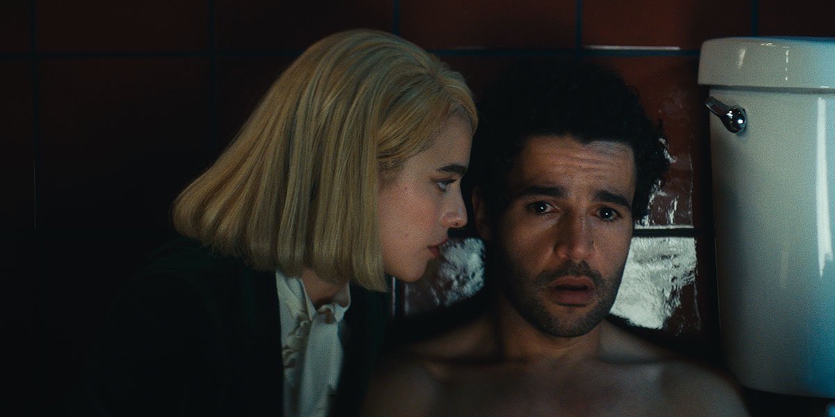 FilmUpdates's tweet photo. Margaret Qualley and Christopher Abbott star in Zachary Wigon’s ‘SANCTUARY’, premiering at #TIFF22  

Set over the course of one evening in a hotel room, it follows a dominatrix and her wealthy client, and the disaster that ensues when he tries to end their relationship. https://t.co/jMd6A7QNsM