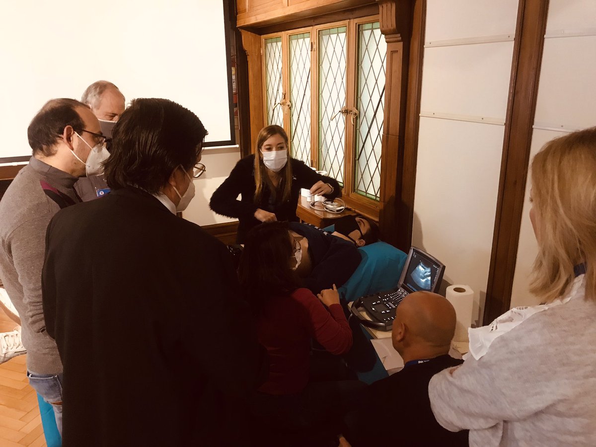 Sigue el congreso #imagenes22 en <a href="/SAC_54/">Sociedad Argentina de Cardiología</a>. Taller de vasos aorto iliacos <a href="/CarreroCeleste/">Celeste Carrero</a> <a href="/consejoEcoSAC/">@consejoEcoSAC</a>