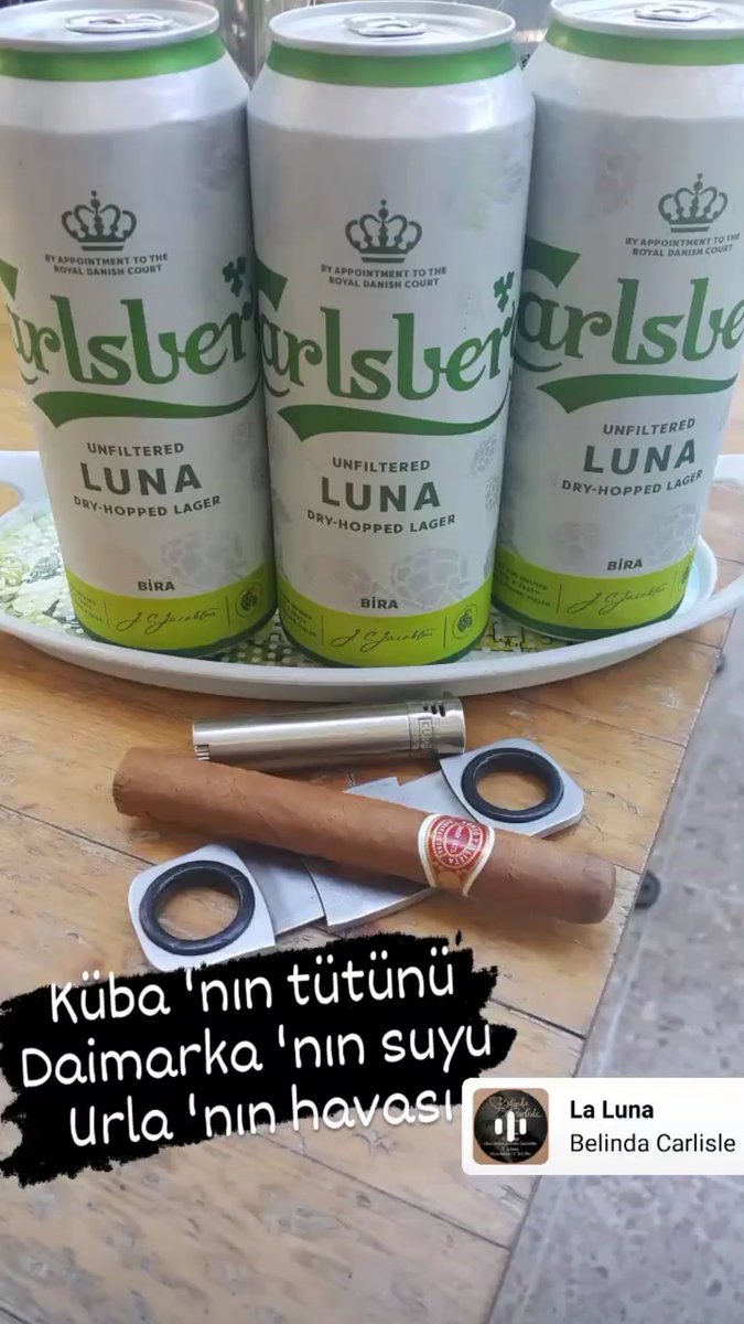 Kuba 'nin tutunu
Danimarka 'nin suyu
Urla 'nin havasi

#urla #izmir #carlsberg #carlsbergbeer #cuban #romeoyjulieta #millefleur #cubancigar #cigarlife #habanos #botl #sotl #laluna #belindacarlisle