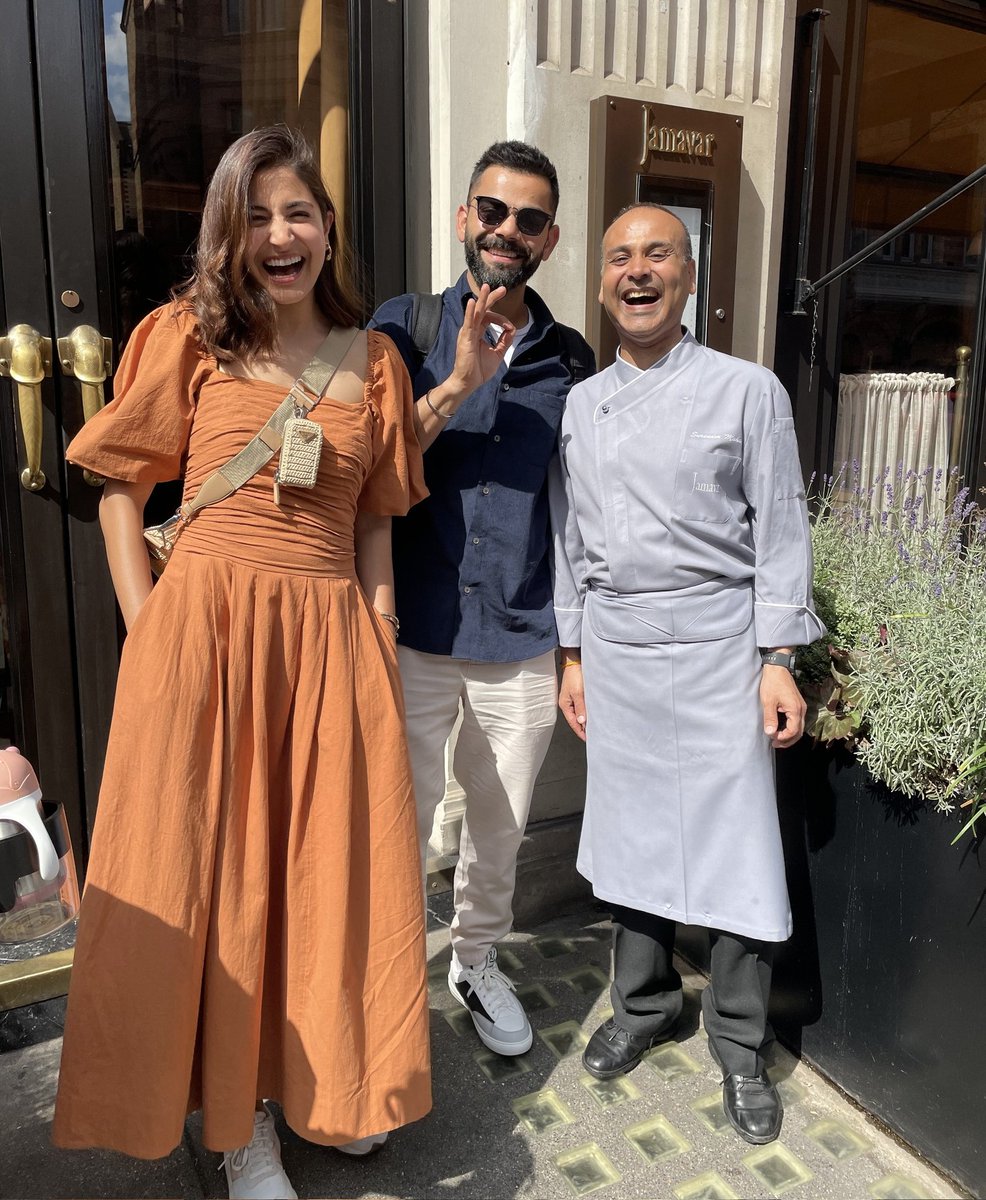 SurenderChef's tweet photo. My work &amp; wisdom lie in making the best memories &amp; what could be better than cooking for the power couple that the entire India is proud of!! 

Thank you @imVkohli &amp; @AnushkaSharma for dining with us and I am very happy that you enjoyed the food @JamavarLondon

@MichelinGuideUK https://t.co/IDHjf2VwIe