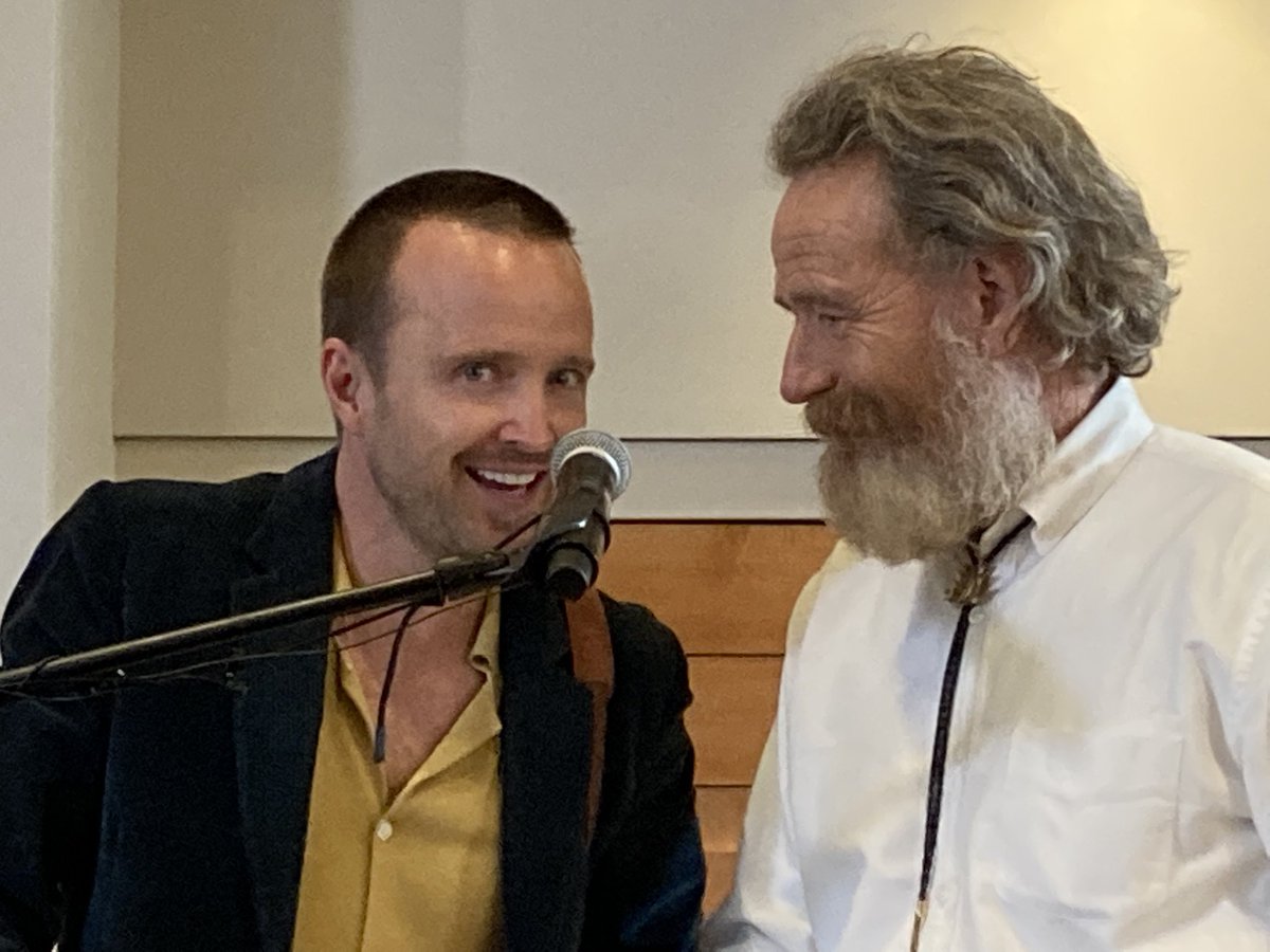 Manny Manriquez tweet media